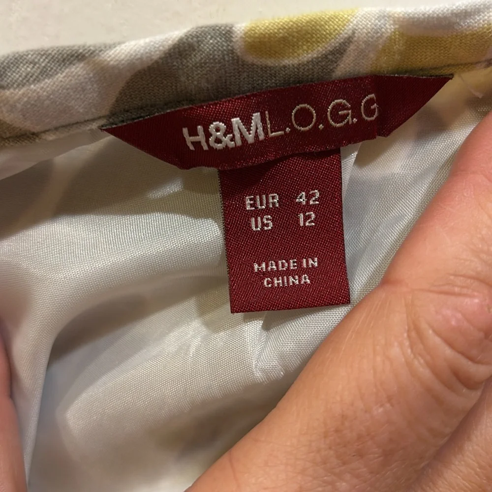 H&M Europe, Floral A-Line Skirt in Brown, Yellow, and White - Picture 5 of 5